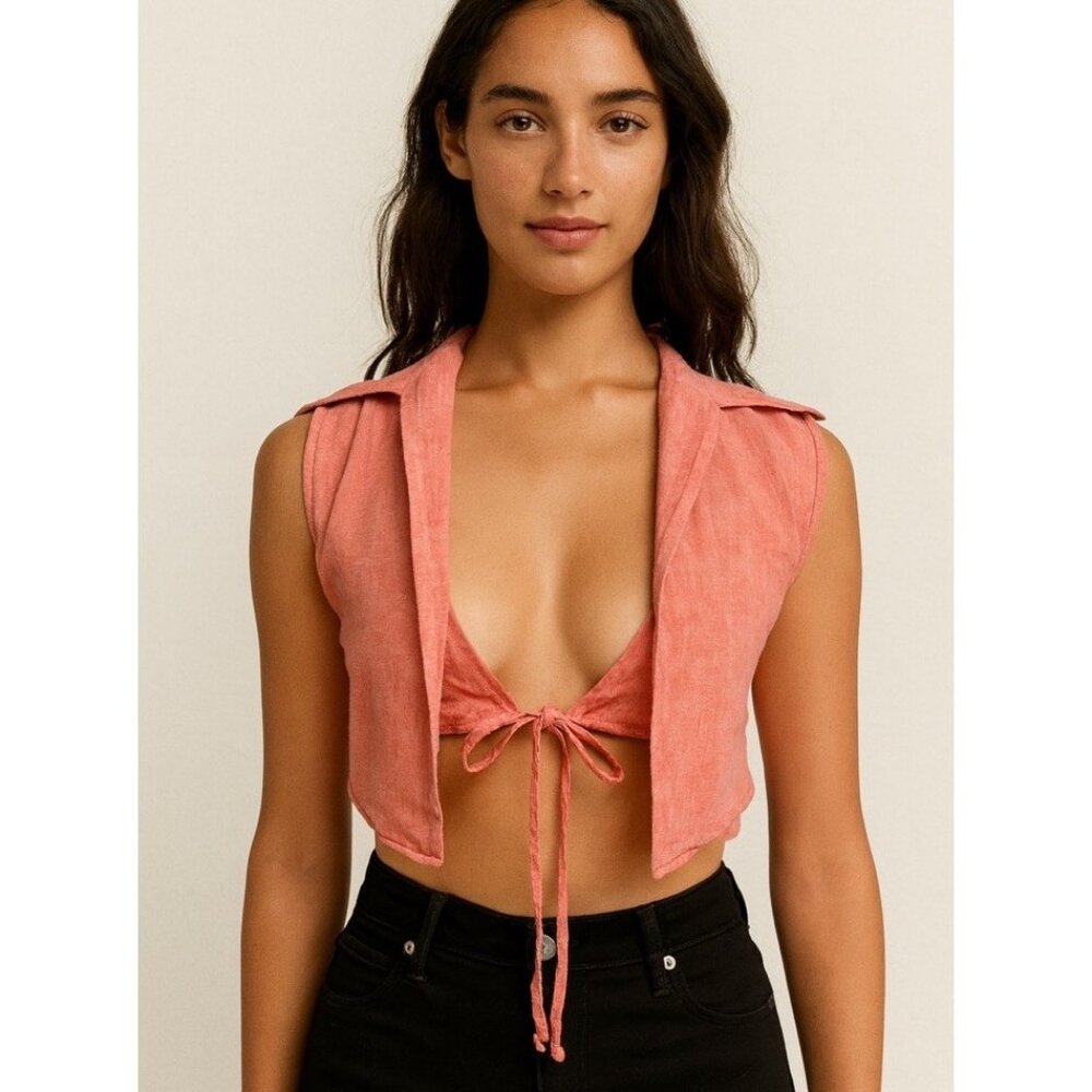 Tie-Front Cropped Top in Coral Pink
